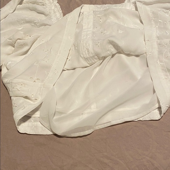 AE White Eyelet Off-Shoulder Peasant Blouse Balloon Sleeves Broderie Anglaise - Picture 8 of 12